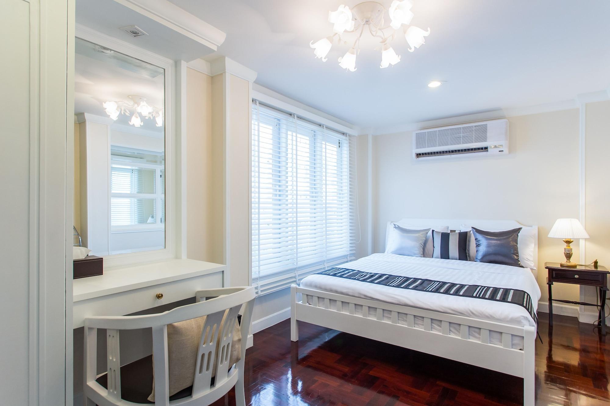 The Lek Aree Bed & Breakfast Bangkok Exterior photo