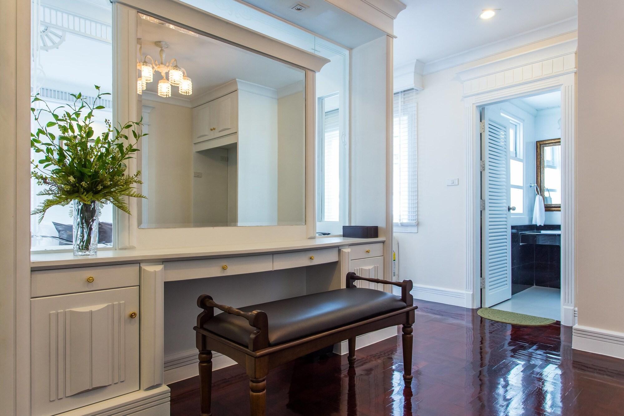 The Lek Aree Bed & Breakfast Bangkok Exterior photo