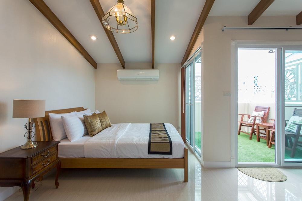 The Lek Aree Bed & Breakfast Bangkok Exterior photo